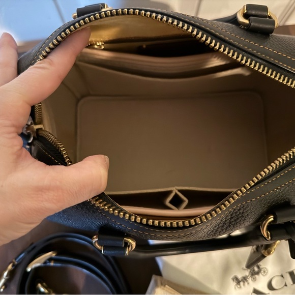 Coach Ruby Satchel 25 - Picture 4 of 7